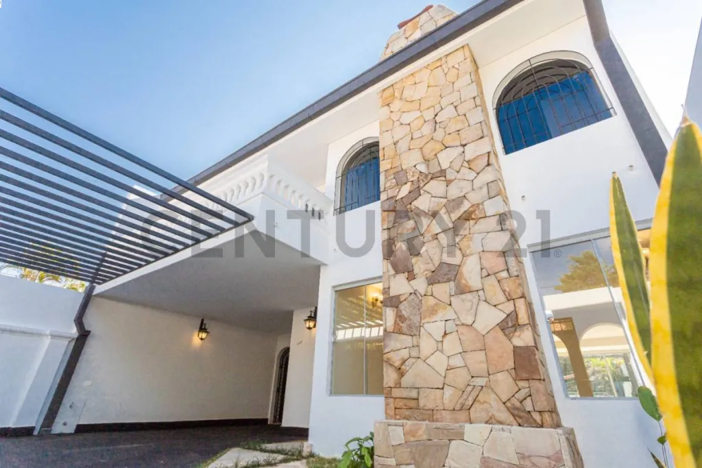 Venta de Casa en Mcal. Estigarribia, Asunción — foto 2