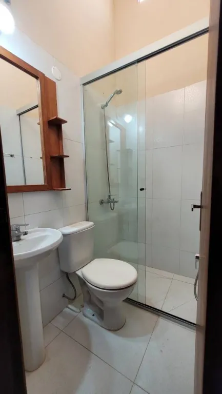 Alquiler de linda Casa Tipo Chalet – Fernando de la Mora Zona Norte — photo 3