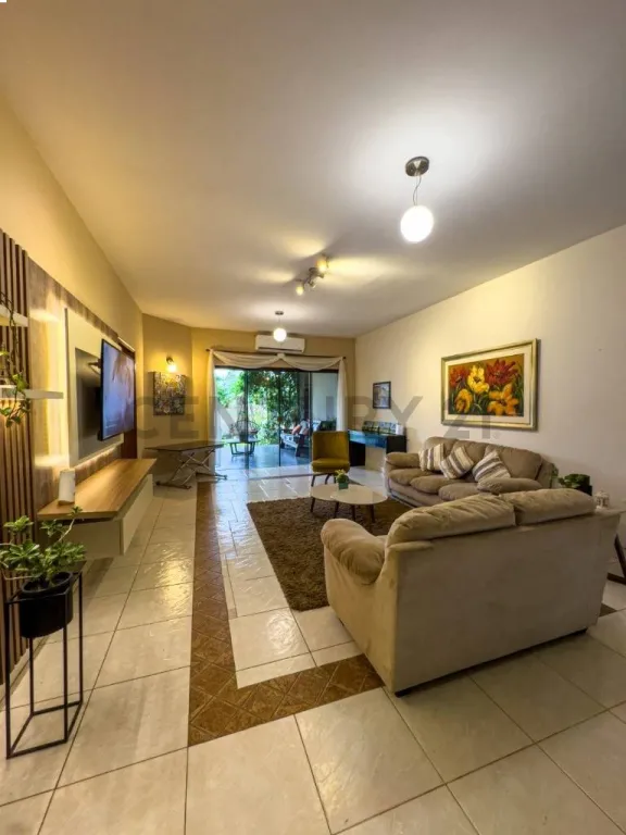 VENDO HERMOSA RESIDENCIA EN EL BARRIO MBURUCUYA — foto 3