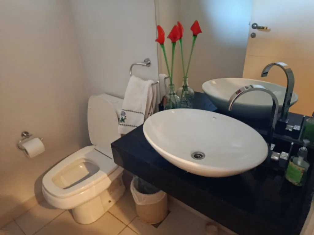 VENDO RESIDENCIA EN ASUNCION ZONA MBURUCUYA LA PIEDAD COD 5579 — foto 2