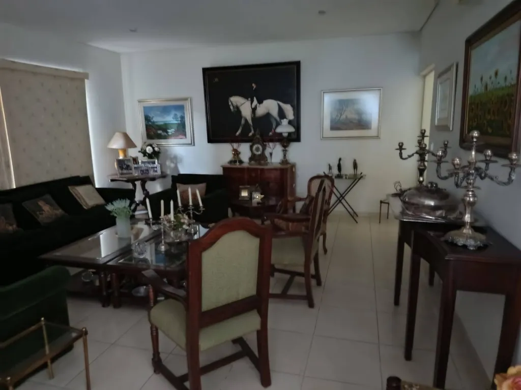 VENDO RESIDENCIA EN ASUNCION ZONA MBURUCUYA LA PIEDAD COD 5579 — foto 3