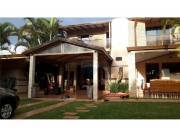 VENDO HERMOSA CASA EN LA CIUDAD DE HERNANDARIAS