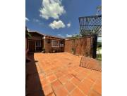 VENDO HERMOSO DUPLEX EN VILLA ELISA