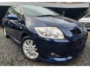 VENDO HERMOSO TOYOTA AURIS RECIEN IMPOR SIN USO EN PY