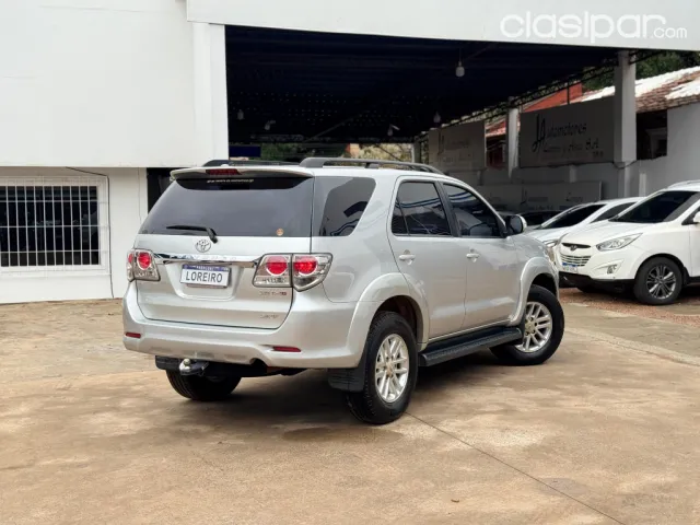 Toyota Fortuner 2014 - foto 2