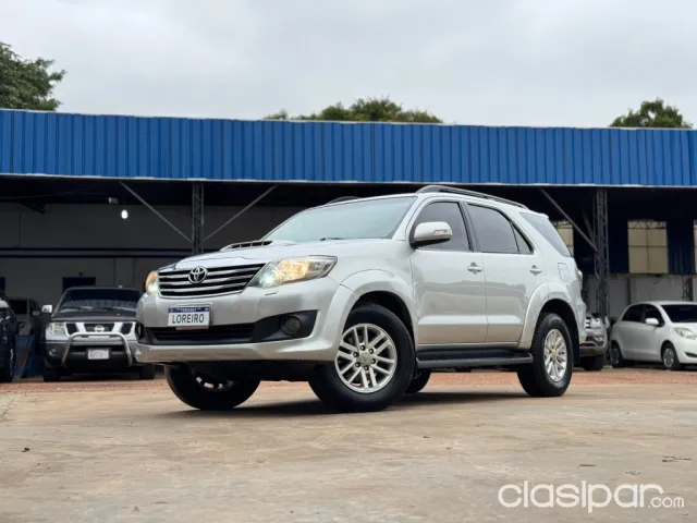 Toyota Fortuner 2014 — foto 3