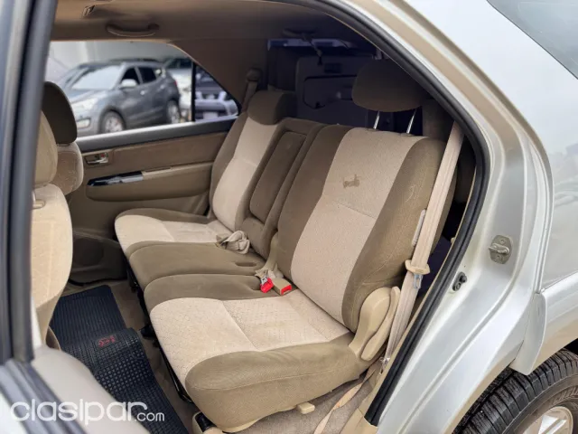 Toyota Fortuner 2014 - foto 8