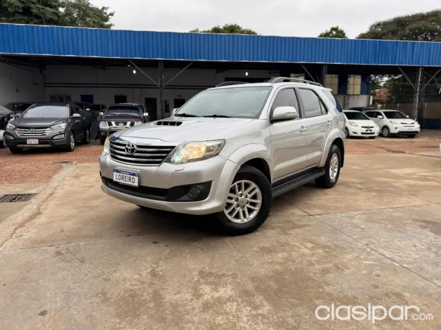 Toyota Fortuner 2014 - foto 2
