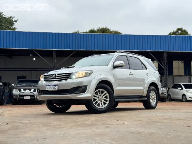 Toyota Fortuner 2014 — foto 3