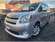 Toyota New Noah 2010
