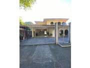 VENDO AMPLIA RESIDENCIA DE 2 PLANTAS EN BARRIO VISTA ALEGRE