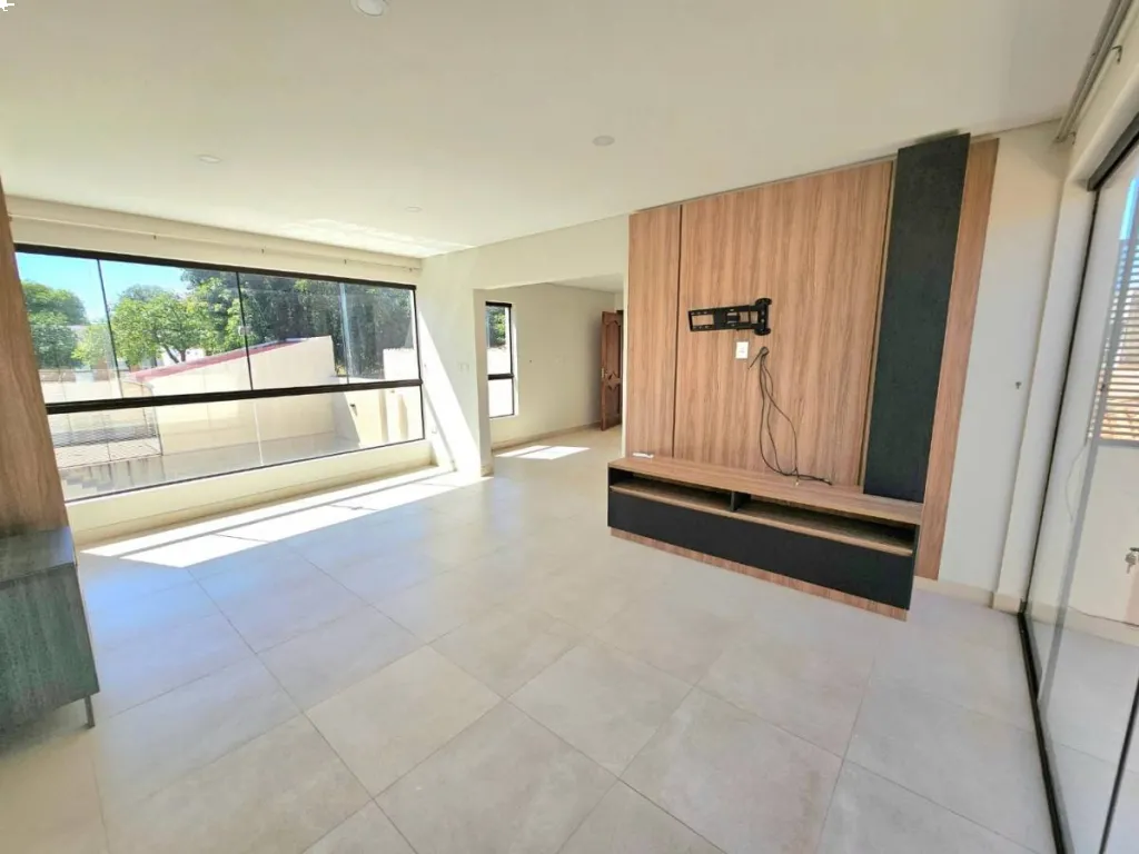 EN VENTA CASA DE 3 HABITACIONES EN EL BARRIO HERRERA — foto 3