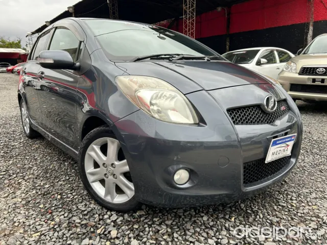 Toyota Vitz 2008 — foto 2