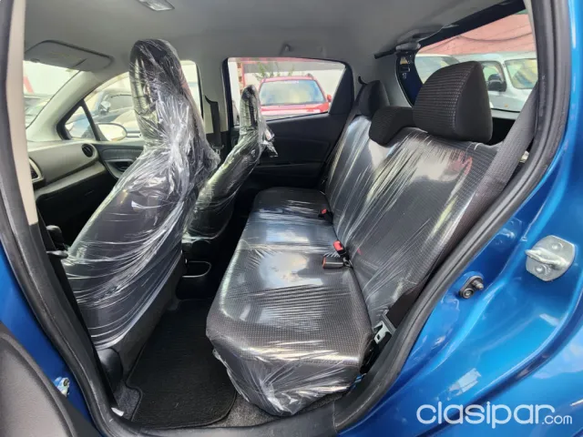 Toyota Vitz 2015 — foto 5