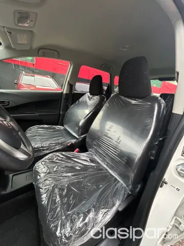 Toyota New Ractis 2013 — foto 5