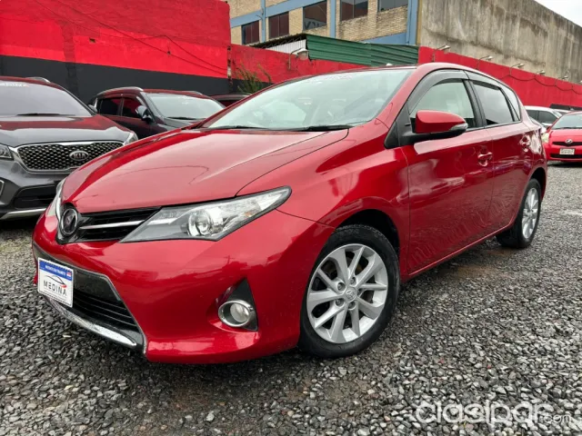 Toyota New Auris 2012 — foto 6