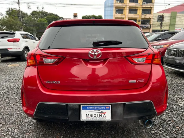 Toyota New Auris 2012 — foto 7