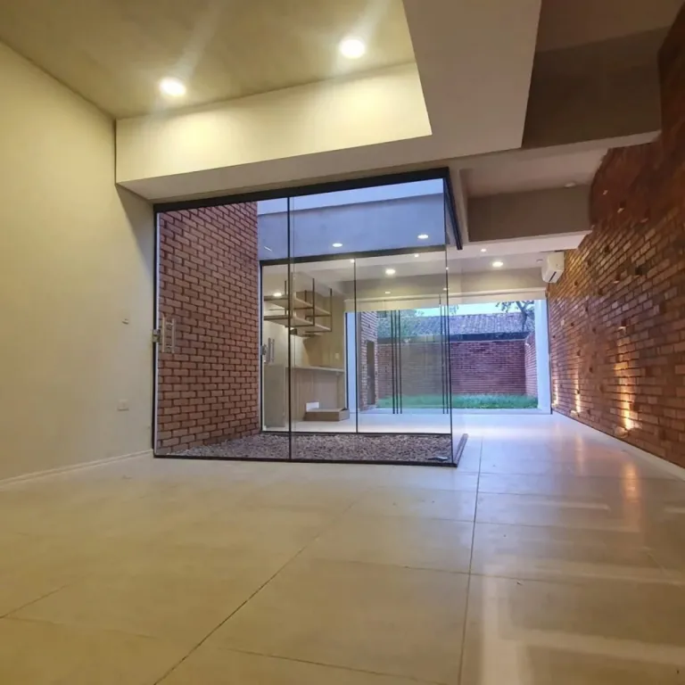 Alquilo o Vendo duplex en Luque zona Conmebol — фото 2