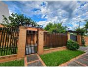 VENDO AMPLIA RESIDENCIA