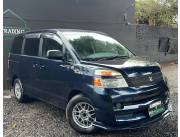 Toyota Voxy Año 2005 Único dueño Motor 2.0cc Caja automática Aire acondicionado full! In