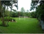 Vendo amplio terreno 3.920 m2 en Limpio en el centro mismo de calle a calle en esquina