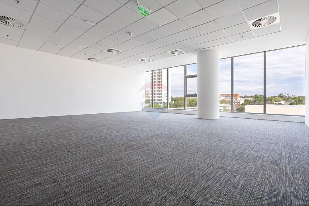 OFICINA CON RENTA ACTIVA EN EDIF. TORRE DE LAS AMERICAS — Foto 2