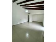VENDO Y ALQUILO CASA EN ASUNCION LAS MERCEDES COD 3631