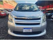 Toyota new Noah año 2009/10 recién importado
