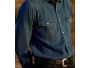 Vendo camisa de jean Nueva con su etiqueta marca Wrangler americana en talle XL