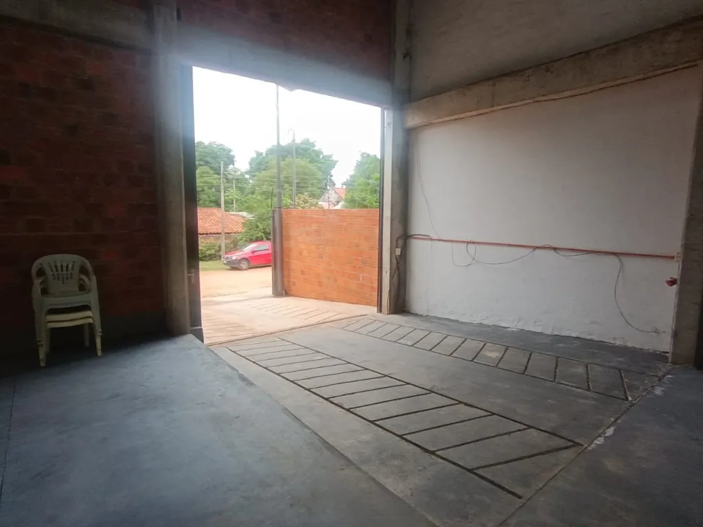 ALQUILO DEPOSITO DE 600 M2 EN LUQUE COD 5518 — foto 2