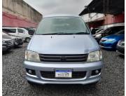 Toyota Noah año 1997 recién importado