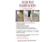 ALQUILO UN DORMITORIO CON BAÑO PRIVADO Y A. DE AIRE EN EL MICROCENTO DE ASUNCION