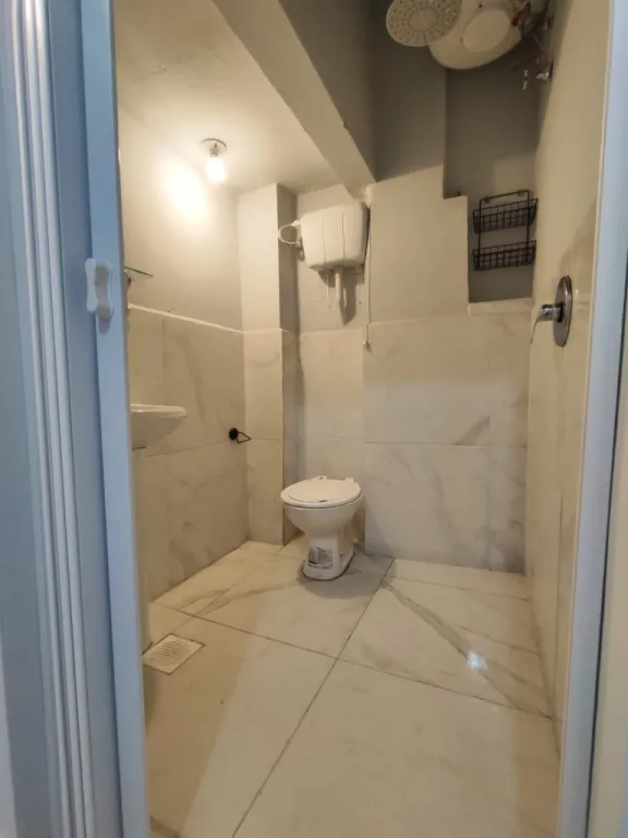 ALQUILO UN DORMITORIO CON BAÑO PRIVADO Y A. DE AIRE EN EL MICROCENTO DE ASUNCION — photo 3