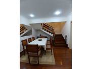 EN ALQUILER HERMOSA CASA, EN CONDOMINIO, EN BARRIO MCAL. ESTIGARRIBIA
