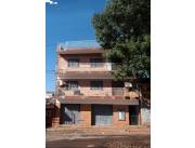 Vendo edificio de departamentos con salón comercial + vivienda