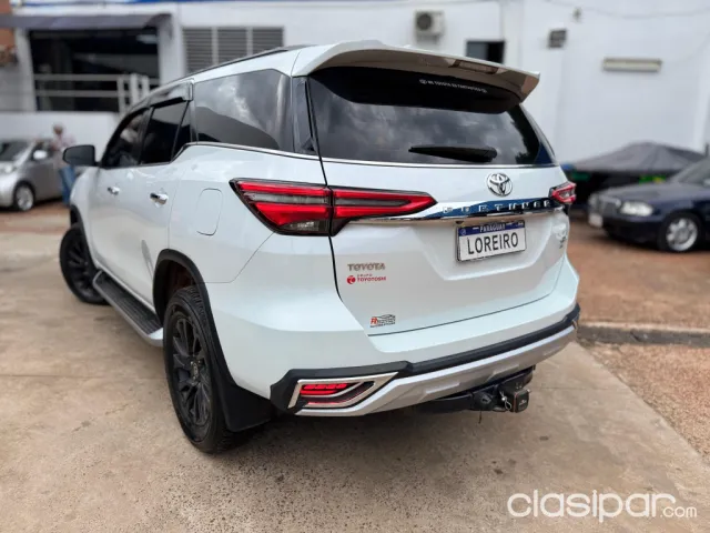 Toyota Fortuner 2023 — foto 4