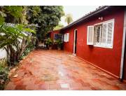 Vendo casa a refaccionar zona municipalidad de asuncion