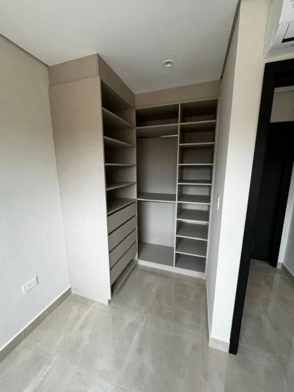 Alquilo departamento en el Edificio Burband — foto 3