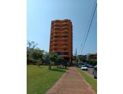 VENDO DEPARTAMENTO EN EL EDIFICIO AMÉRICA III DE ENCARNACIÓN: 3 habitaciones y 1 baño