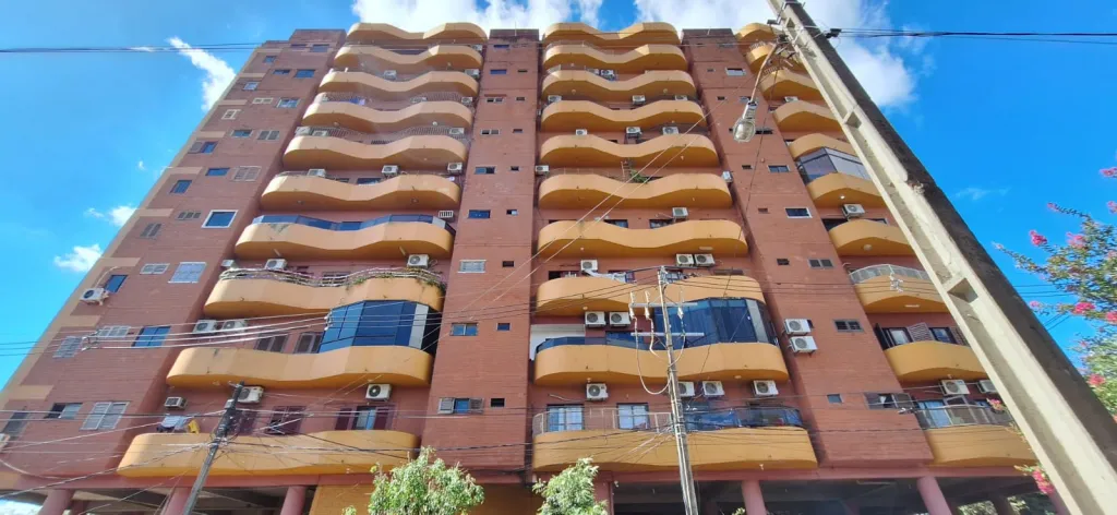 VENDO DEPARTAMENTO EN EL EDIFICIO AMÉRICA III DE ENCARNACIÓN: 3 habitaciones y 1 baño — foto 2