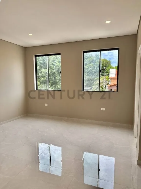 En venta Duplex de lujo a estrenar en el Cuarto Barrio de Luque — foto 2