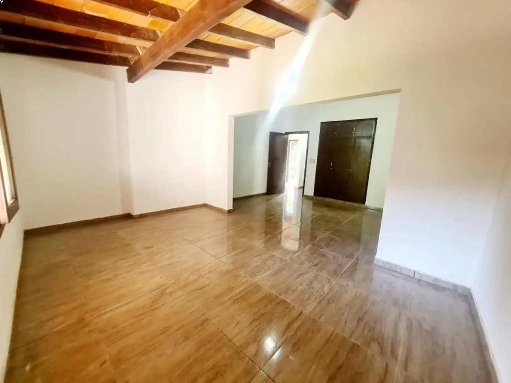 VENDO CASA EN SAN LORENZO — foto 2