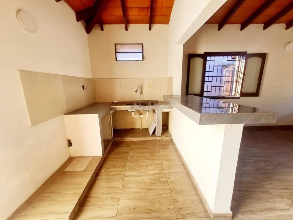 VENDO CASA EN SAN LORENZO — foto 3