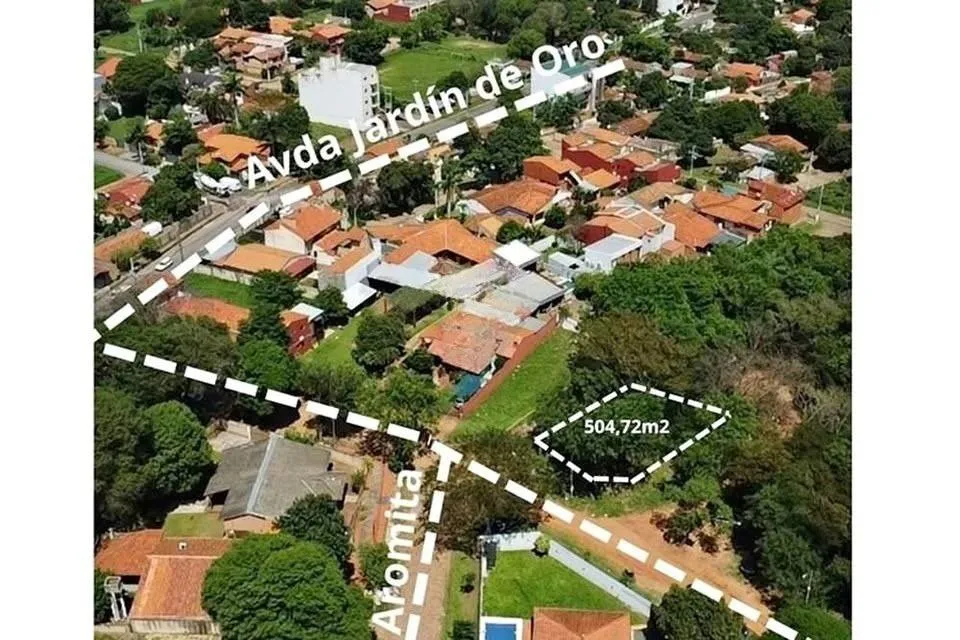 Se Vende amplio terreno zona Jardín de Oro de la ciudad de Luque — foto 3