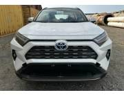 Vendo toyota rav4 año 2022 Hibrida okm