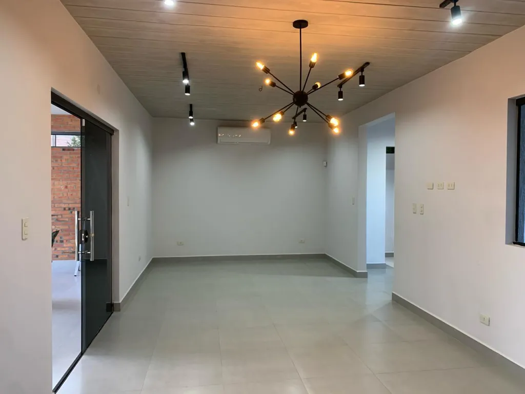 VENDO DÚPLEX A ESTRENAR EN LUQUE!! — foto 3