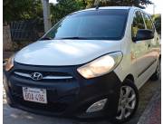 VENDO HYUNDAI i10 AÑO 2013 MOTOR 1.0 NAFTERO MECANICO A.A INTERIOR CUERO RADIO PANTALLA!!!