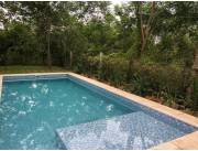 Alquilo Casa de 2 dormitorios con piscina en Condominio Surubii de Mariano Roque Alonso