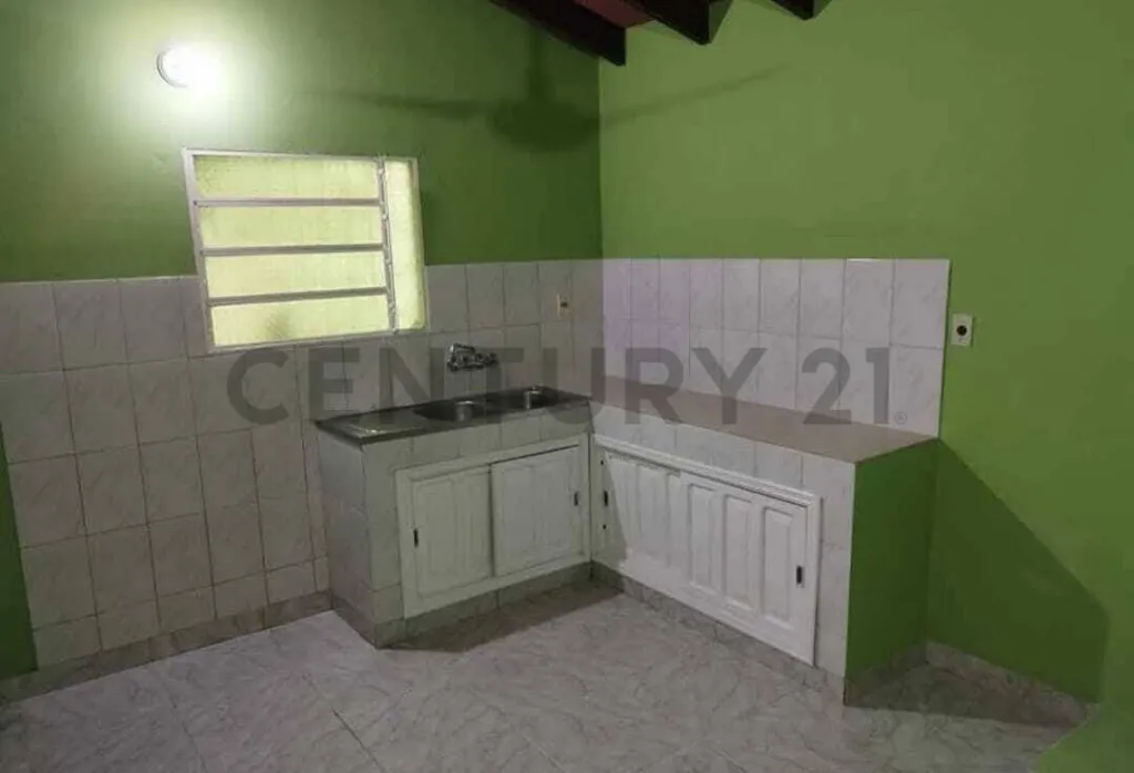 Vendo casa en Villa Elisa a pasos de Américo Picco — фото 3