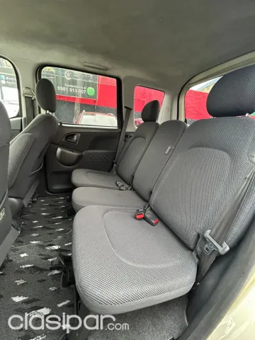 Toyota Funcargo 2004 — foto 4